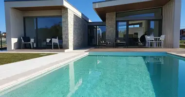 Villa 3 chambres avec parkovka parking, avec Climatiseur, avec Terrasse dans Vieira de Leiria, Portugal