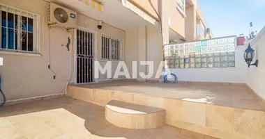 Apartamento 3 habitaciones en Torrevieja, España