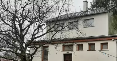 2 room house in Nagykovacsi, Hungary