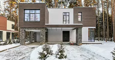 4 bedroom house in Central Federal District, Russia