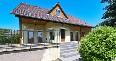 Casa 4 habitaciones en Hungría