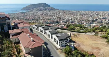Villa 6 habitaciones con Vistas al mar, con Piscina, con Vista a la montaña en Alanya, Turquía
