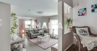 Дом 5 комнат в Koura, Финляндия