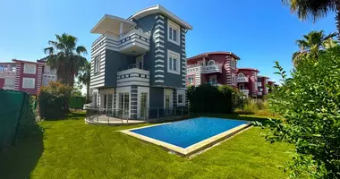 Villa 5 chambres avec parkovka parking, avec Piscine dans Belek, Turquie