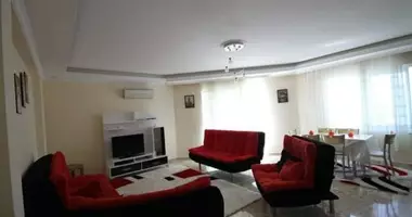 Wohnung 4 Zimmer in Yaylali, Türkei