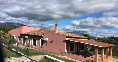 3 bedroom house in Estepona, Spain