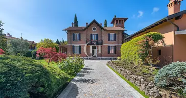 Villa 6 chambres avec Véranda, avec doroga road dans Roe Volciano, Italie