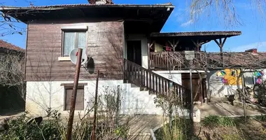 Casa 4 habitaciones en Kubrat, Bulgaria