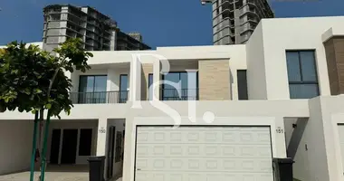 Townhouse 2 bedrooms in Ras al-Khaimah, UAE