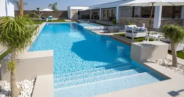 Villa in San Pedro del Pinatar, Spanien
