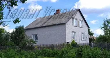 Haus in cerninski sielski Saviet, Weißrussland