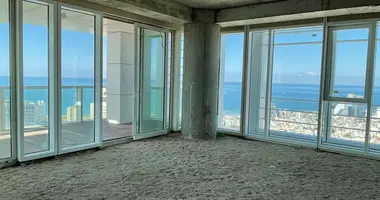 6 room apartment in Tel Aviv-Yafo, Israel