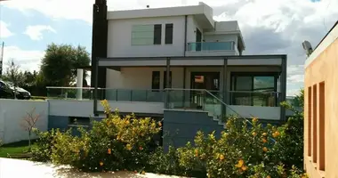 Villa 10 Zimmer mit Meerblick, mit Schwimmbad, mit Bergblick in Municipality of Loutraki and Agioi Theodoroi, Griechenland