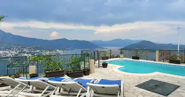 Villa 4 bedrooms in Igalo, Montenegro