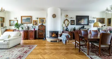 7 room house in Warsaw, Poland