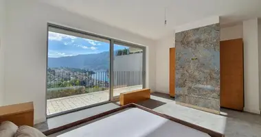 Penthouse 3 bedrooms with Double-glazed windows, with Balcony, with Furnitured in Dobrota, Montenegro