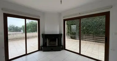 Villa 4 chambres dans Agia Varvara, Chypre