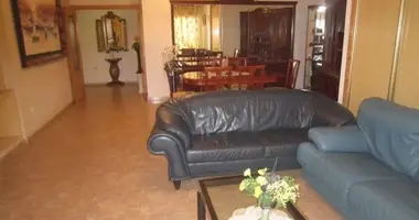 3 bedroom apartment in Izhevsk, Russia