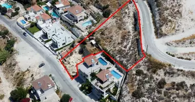 Plot of land in Ayios Tychonas, Cyprus