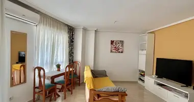 2 bedroom apartment in Guardamar del Segura, Spain