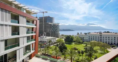 Mieszkanie 3 pokoi w Budva, Czarnogóra
