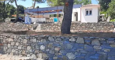 2 bedroom house in Nikiti, Greece