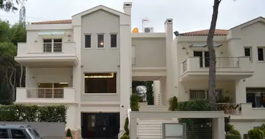 Villa 4 zimmer mit Schwimmbad, mit Bergblick, mit Stadtblick in Athen, Griechenland