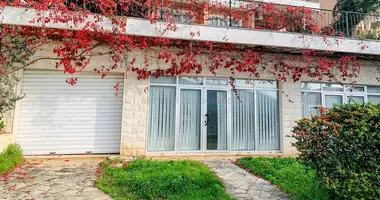 Gewerbefläche 82 m² in Igalo, Montenegro