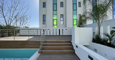 Adosado Adosado 3 habitaciones con Doble acristalamiento, con Balcón, con Ascensor en Municipio de Germasogeia, Chipre