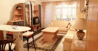 2 room apartment with elevator, with swimming pool, with security in Alanya, Turkey