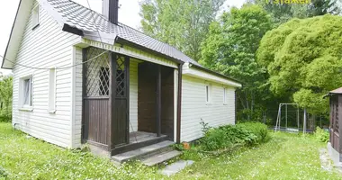Maison dans Astrosycki sielski Saviet, Bélarus