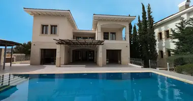 5 bedroom house in Mouttagiaka, Cyprus