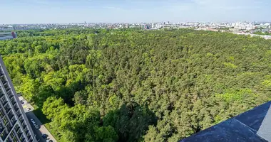 Apartamento 3 habitaciones en Minsk, Belarús