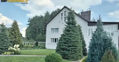 Haus in Astrasyckaharadocki siel ski Saviet, Weißrussland