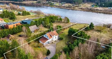 Casa en Didvyriai, Lituania