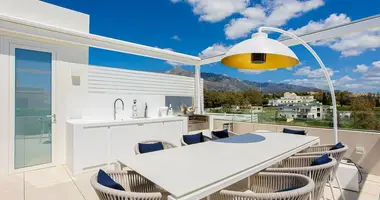 Apartamento 3 habitaciones en San Pedro Alcantara, Španjolska