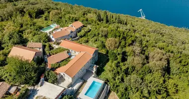 Haus 7 zimmer in Herceg Novi, Montenegro