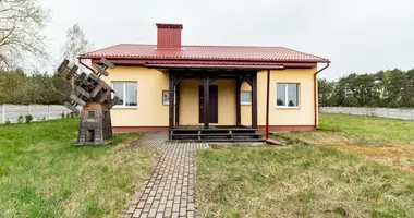 Haus in Radaskovicki siel ski Saviet, Weißrussland