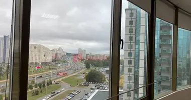 Oficina 80 m² en Minsk, Bielorrusia