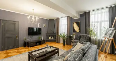 Apartamento 3 habitaciones en Minsk, Bielorrusia