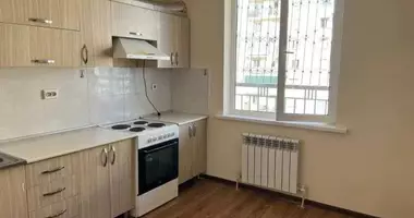 Квартира 3 комнаты с c ремонтом в Ташкент, Узбекистан