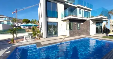 Villa  mit Gegensprechanlage, mit Klimaanlage, mit Terrasse in Finestrat, Spanien