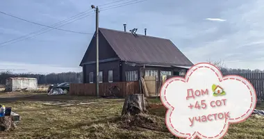 Maison dans Viendarazski siel ski Saviet, Biélorussie