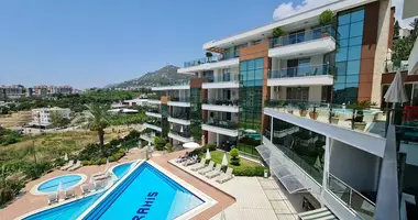 Mieszkanie 4 pokoi w Alanya, Turcja