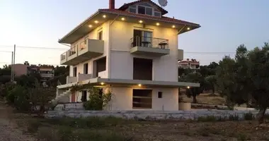 Edificio rentable 330 m² en Gerakini, Grecia