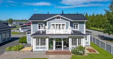 Casa 8 habitaciones en Oulun seutukunta, Finlandia