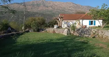 Дом 2 спальни в Община Даниловград, Черногория