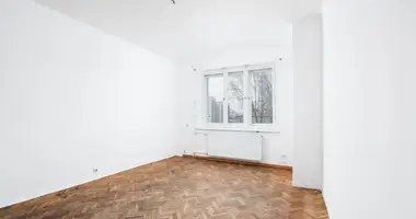 Квартира 2 комнаты в Варшава, Польша