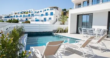 3 bedroom house in Chloraka, Cyprus