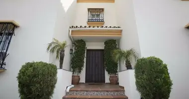 Dom 5 pokojów w Marbella, Hiszpania